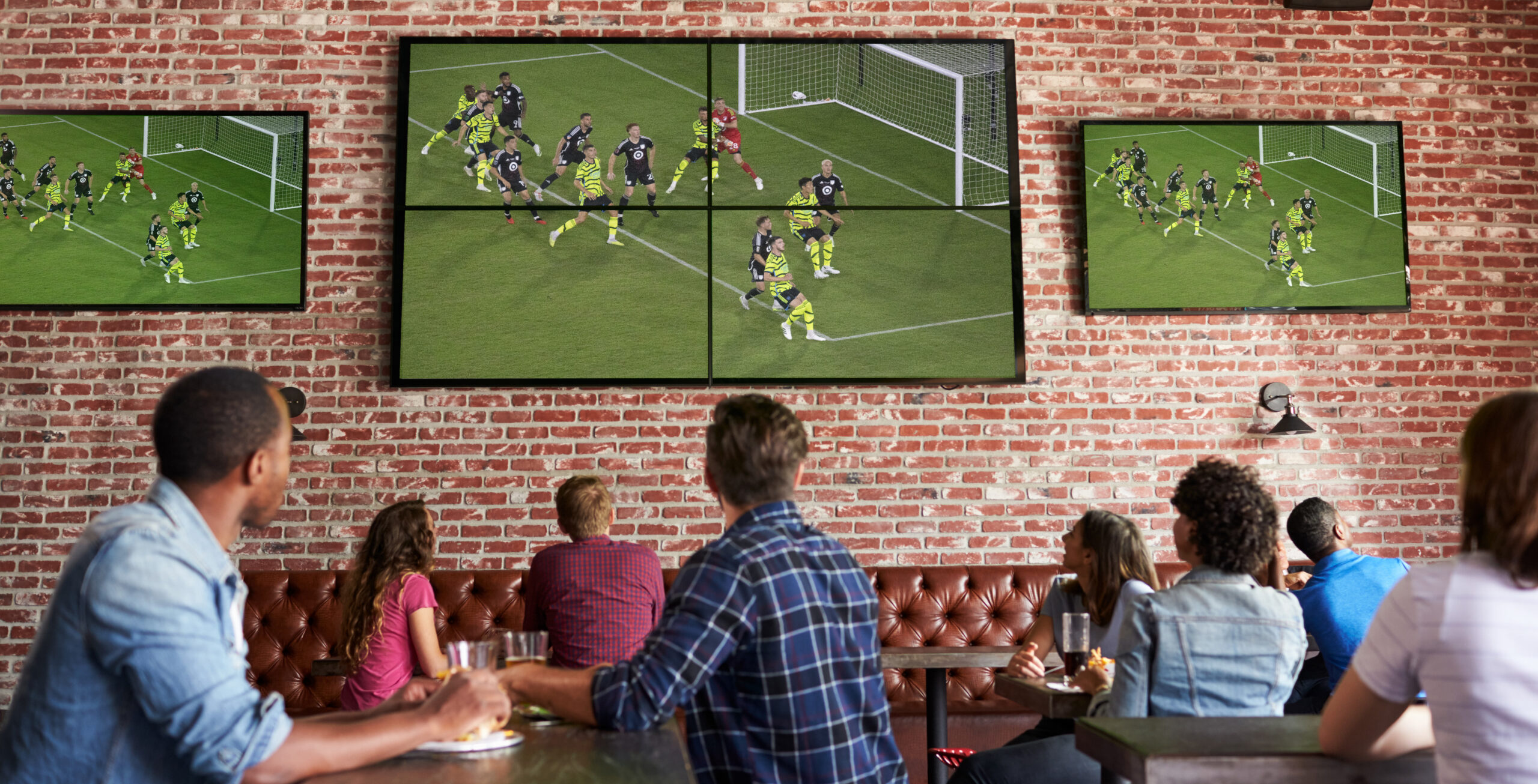 Commercial audio visual installer